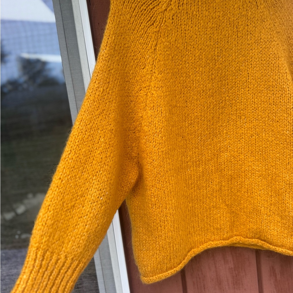 Zara Chunky Knit Sweater Golden Yellow Crewneck - Picture 11 of 11